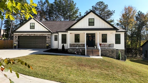Photo of 305 Haig Mill Lake Road Rd, Dalton, GA 30720 (MLS # 1545486)