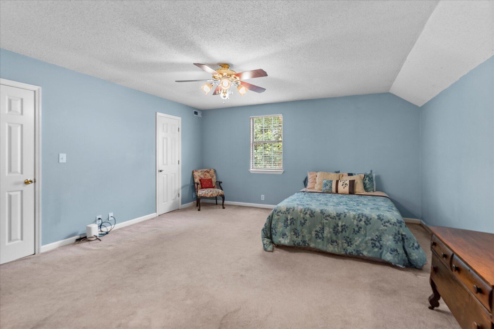8719 Glenaire Drive, Chattanooga, Tennessee image 25