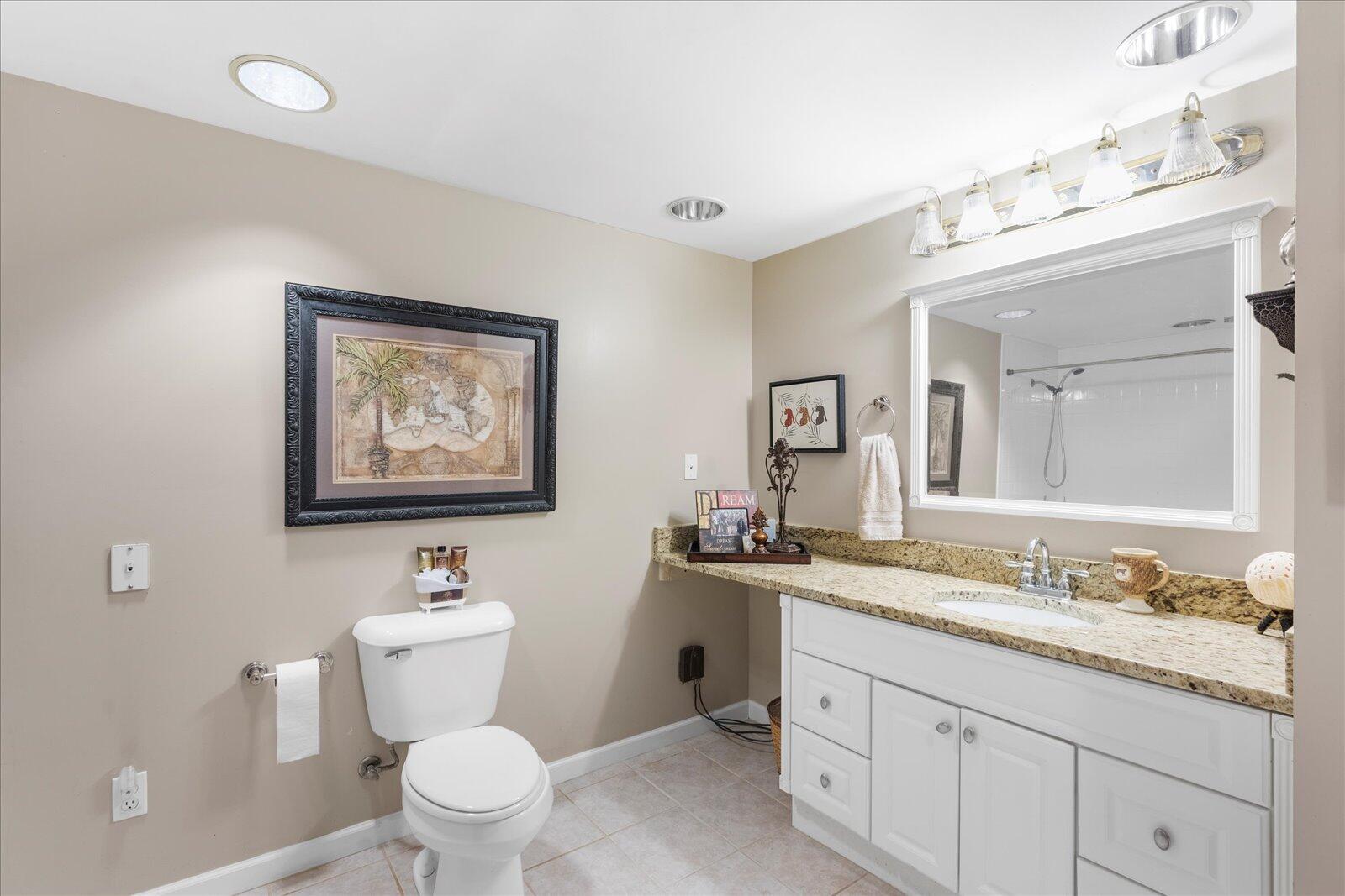 8719 Glenaire Drive, Chattanooga, Tennessee image 32