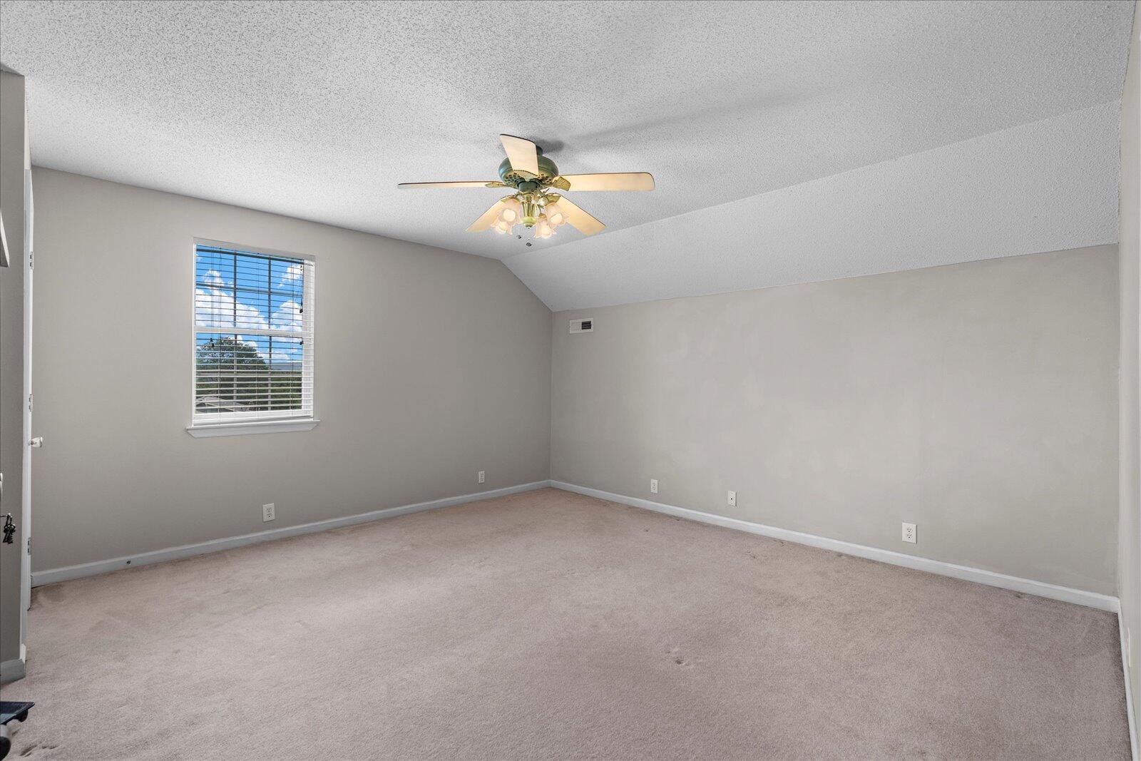 8719 Glenaire Drive, Chattanooga, Tennessee image 27