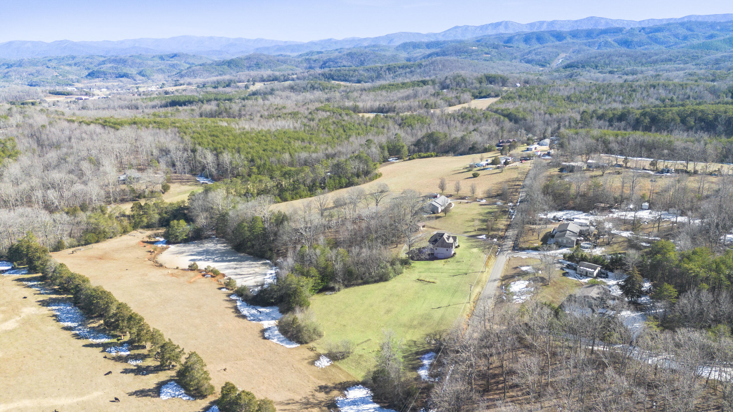 246 Akins Road, Tellico Plains, Tennessee image 14