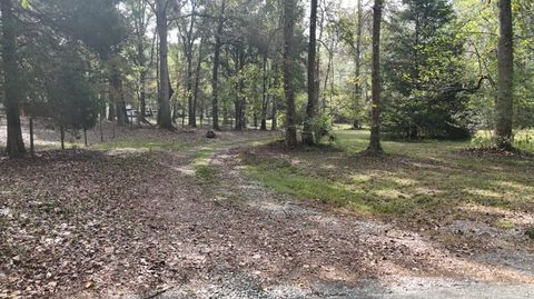 262 Davis Road SE Old Fort TN 37362