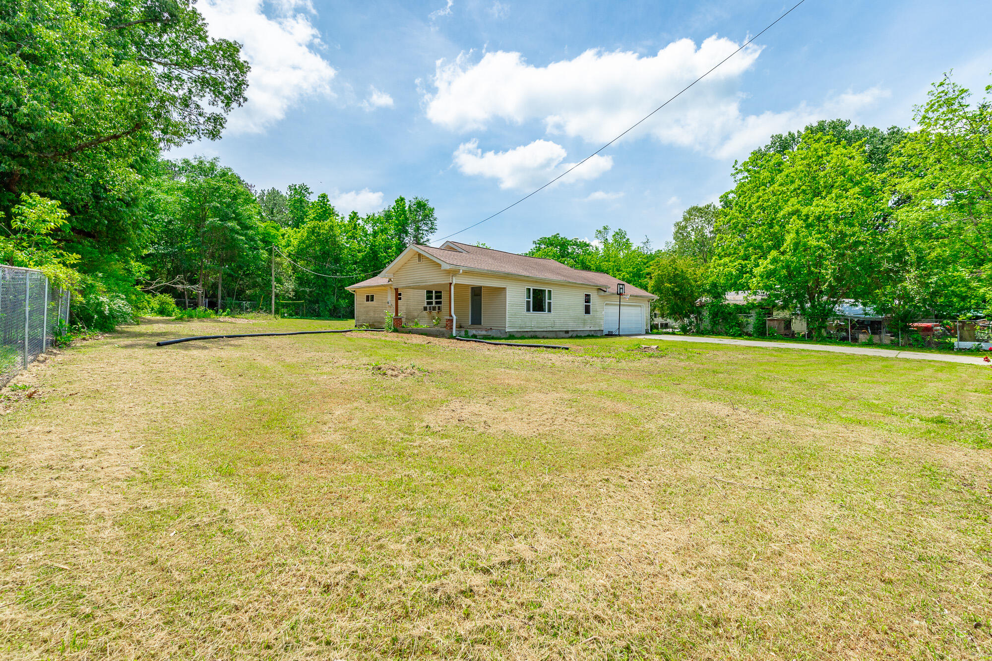 2326 Epperson Drive, Dalton, Georgia image 3