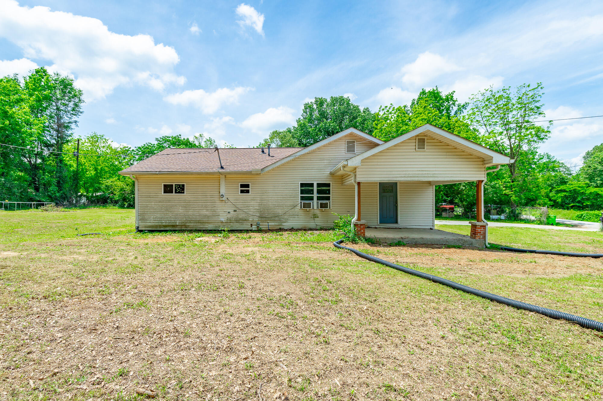 2326 Epperson Drive, Dalton, Georgia image 1