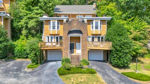 Photo of 527 Winterview Lane, Chattanooga, TN 37409 (MLS # 1520339)