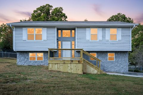 Photo of 8805 Shady Wood Lane, Hixson, TN 37343 (MLS # 1522785)