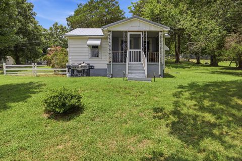 Homes For Sale - 6410 Vulcan Lane<br/> Chattanooga, TN 37416