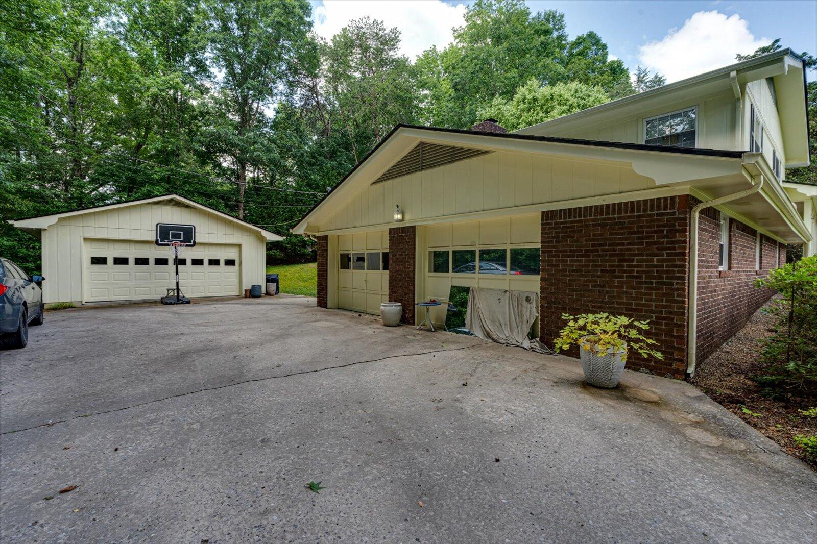 2203 Mathis Lane, Dalton, Georgia image 32