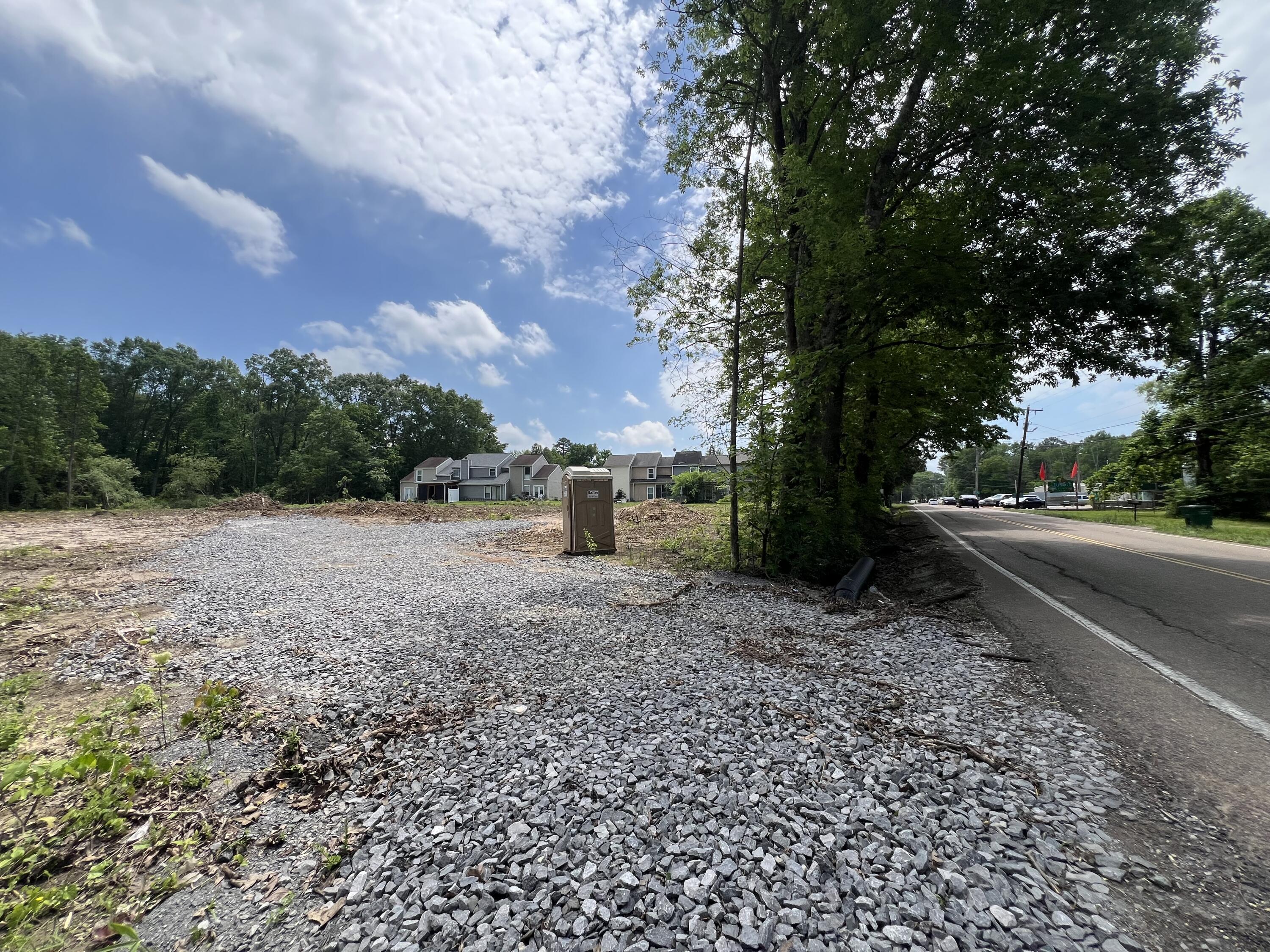 6506 Middle Valley Road, Hixson, Tennessee image 1