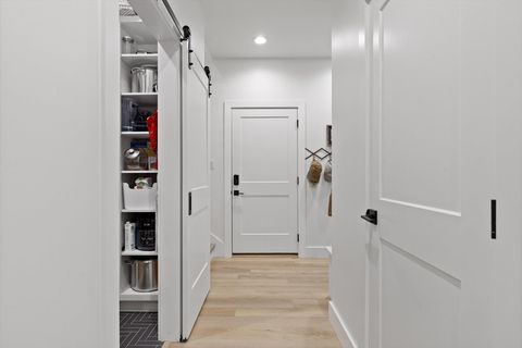 Tiny photo for 4190 Crockett Pointe, Jasper, TN 37347 (MLS # 1529384)