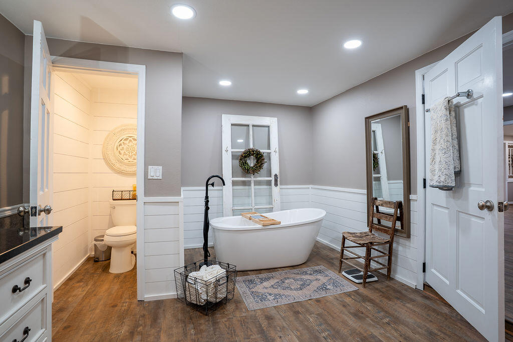 Flat Rock, Alabama 35966, United States, 3 Bedrooms Bedrooms, ,3 BathroomsBathrooms,Residential,Pending,250959