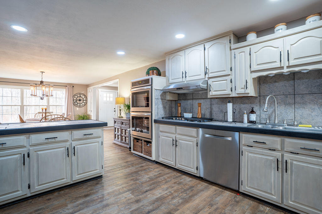 Flat Rock, Alabama 35966, United States, 3 Bedrooms Bedrooms, ,3 BathroomsBathrooms,Residential,Pending,250959