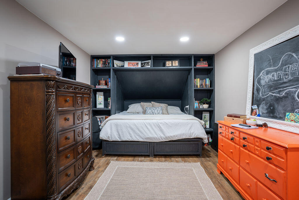 Flat Rock, Alabama 35966, United States, 3 Bedrooms Bedrooms, ,3 BathroomsBathrooms,Residential,Pending,250959