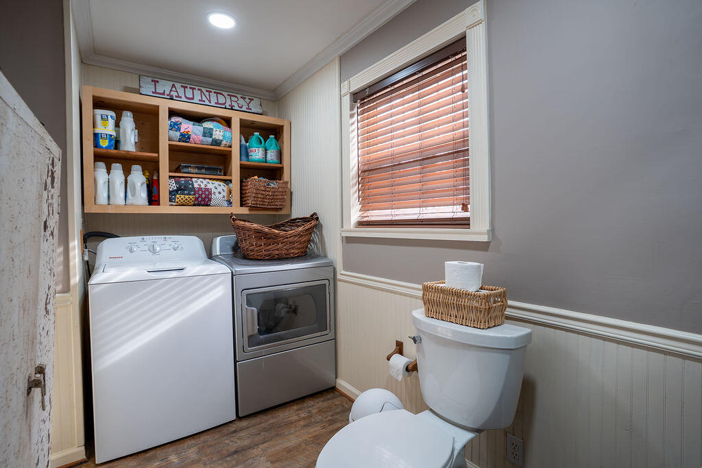 Flat Rock, Alabama 35966, United States, 3 Bedrooms Bedrooms, ,3 BathroomsBathrooms,Residential,Pending,250959