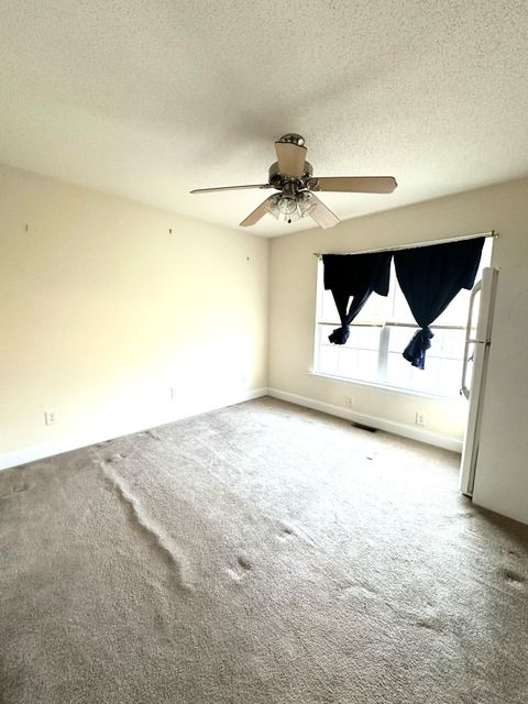 Tiny photo for 1213 S Chattanooga Street, LaFayette, GA 30728 (MLS # 1528028)