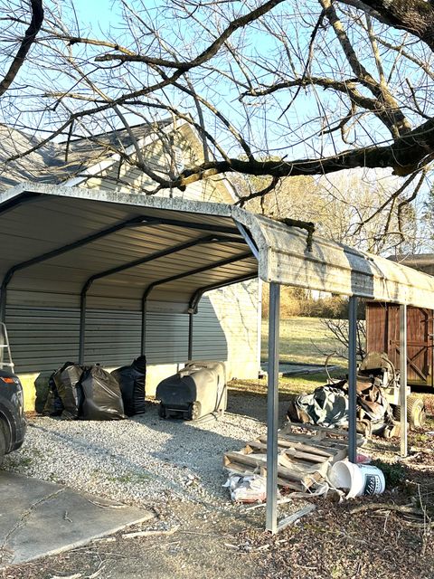 Tiny photo for 1213 S Chattanooga Street, LaFayette, GA 30728 (MLS # 1528028)