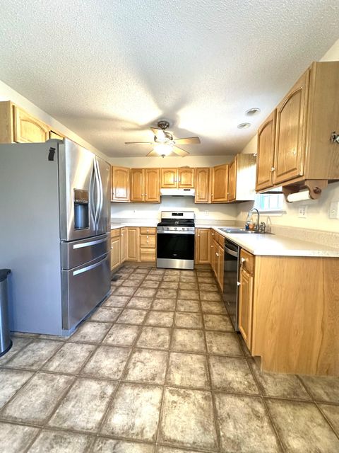 Tiny photo for 1213 S Chattanooga Street, LaFayette, GA 30728 (MLS # 1528028)