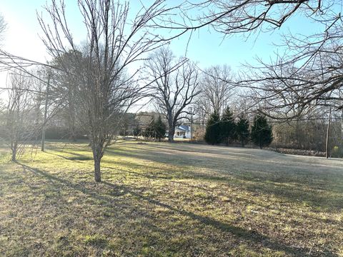 Tiny photo for 1213 S Chattanooga Street, LaFayette, GA 30728 (MLS # 1528028)