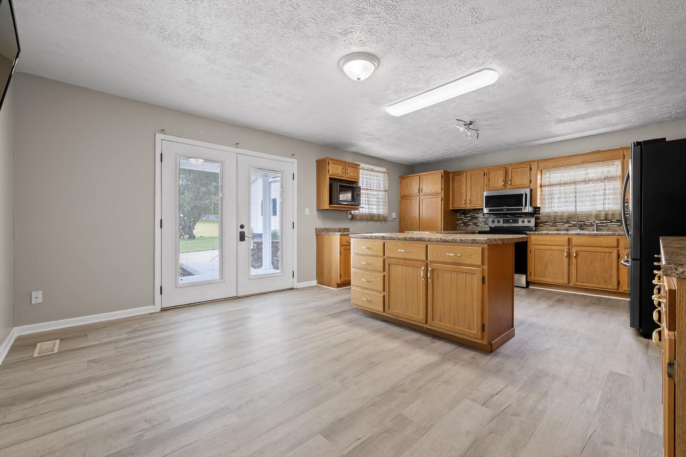 1445 N Main Street, Whitwell, Tennessee image 14