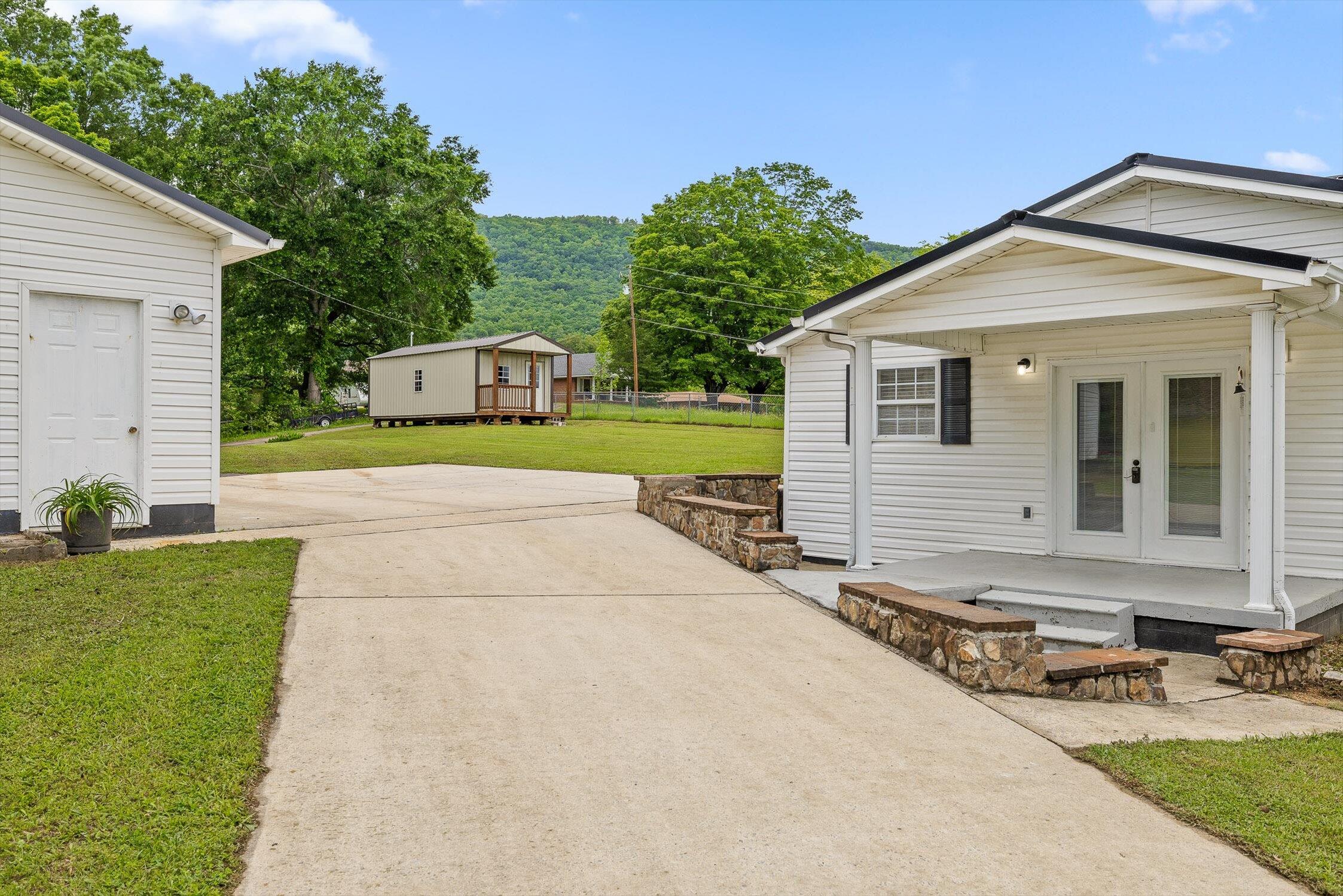 1445 N Main Street, Whitwell, Tennessee image 7