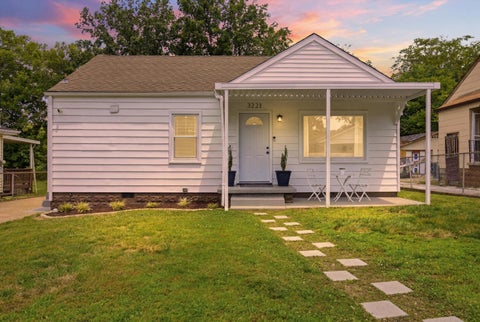 Photo of 3221 05th Avenue, Chattanooga, TN 37407 (MLS # 1536825)