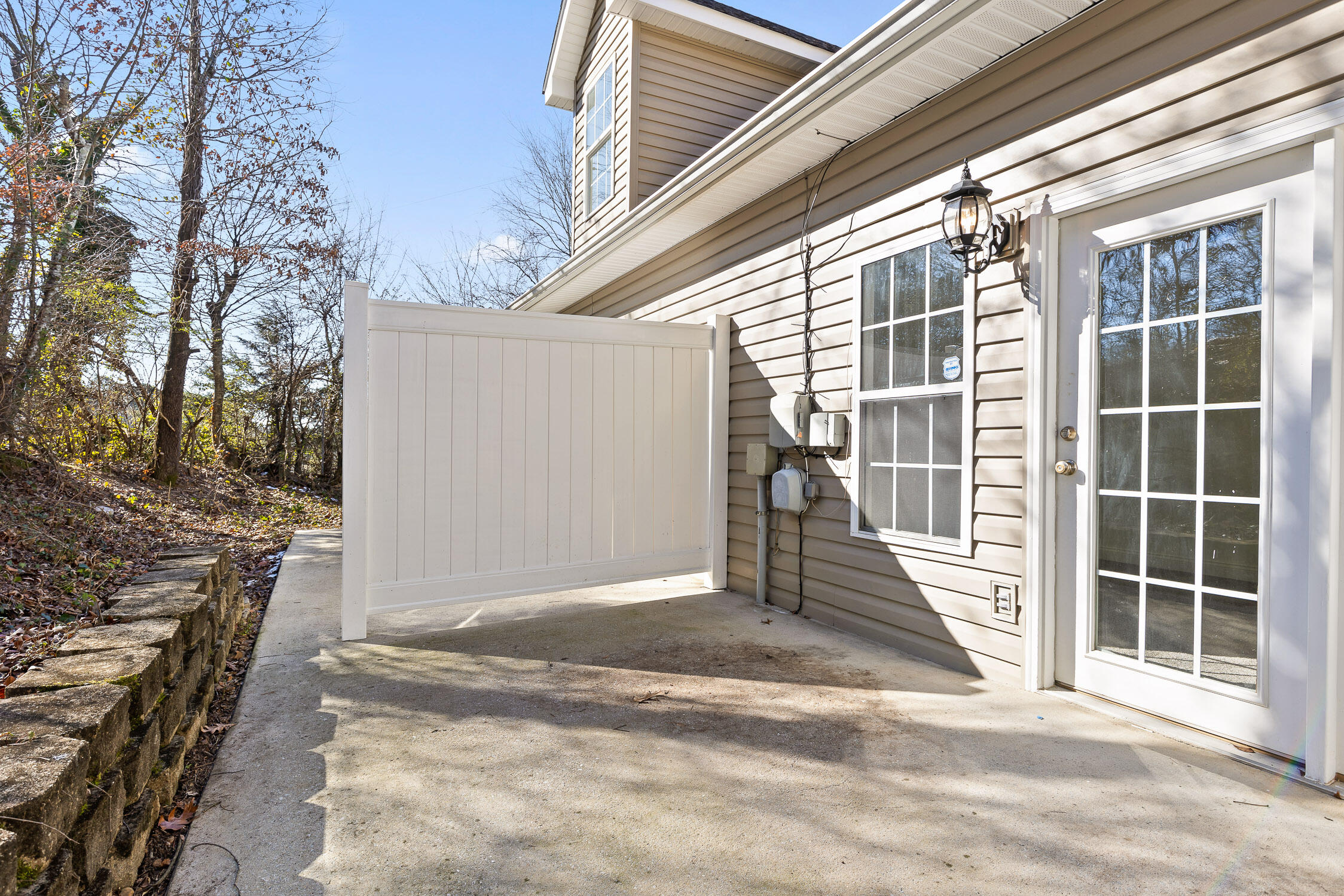 Chattanooga, Tennessee 37416, United States, 3 Bedrooms Bedrooms, ,2 BathroomsBathrooms,Residential,Active,18413