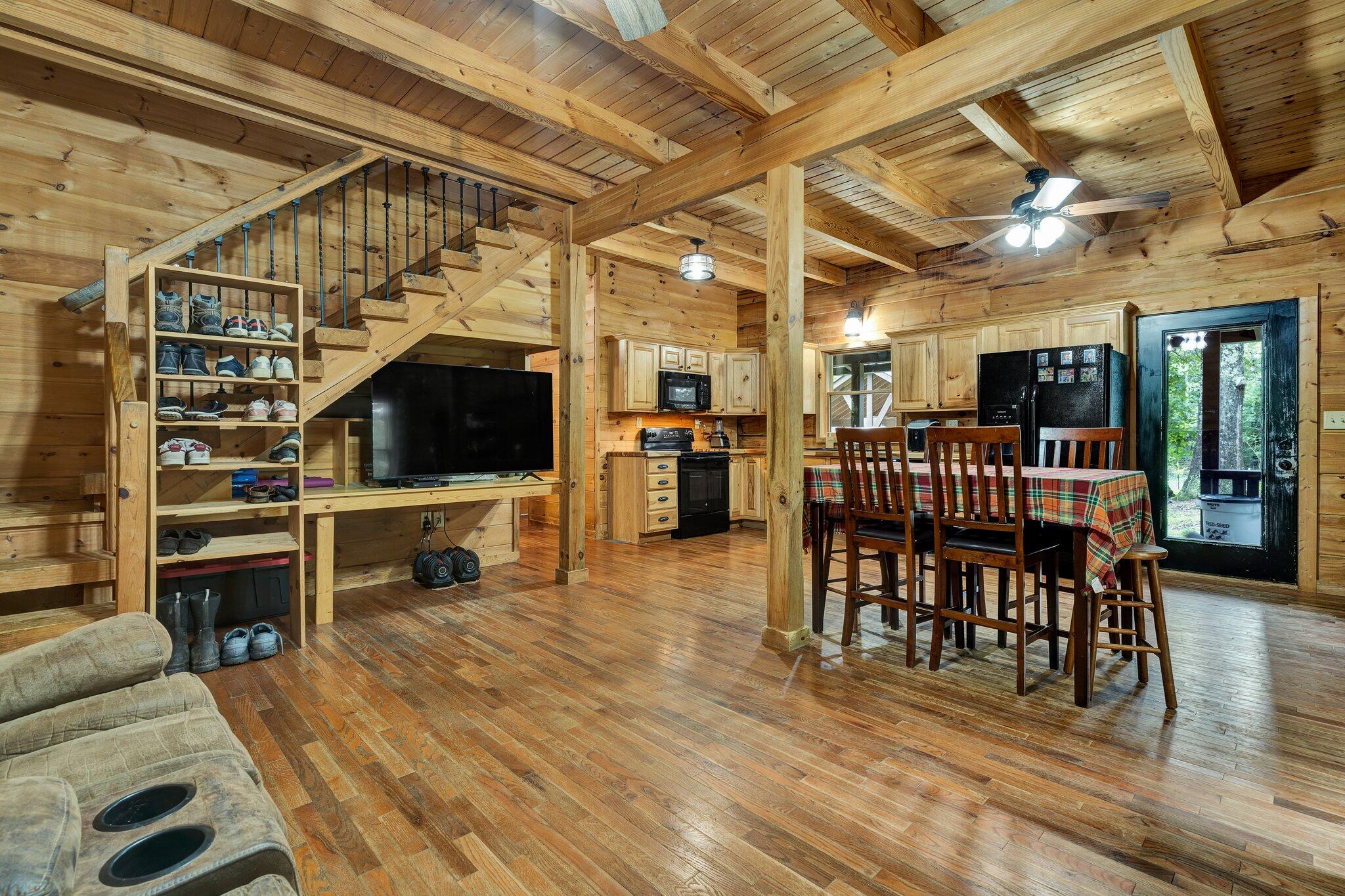 208 Charles Eaves Lane, Benton, Tennessee image 8