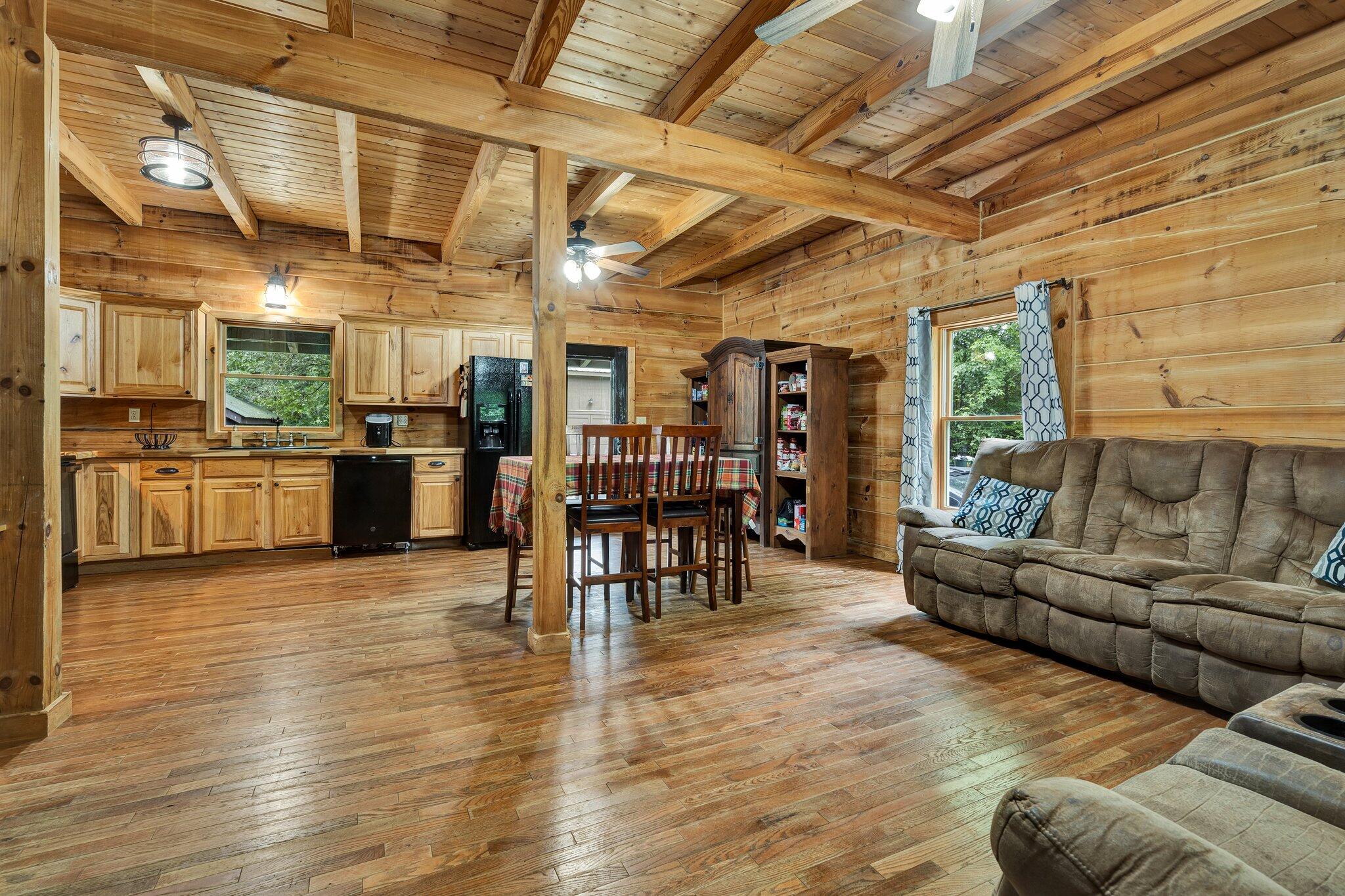 208 Charles Eaves Lane, Benton, Tennessee image 9
