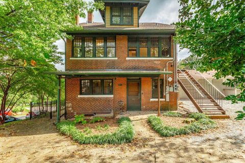 Featured picture for the property 1379409