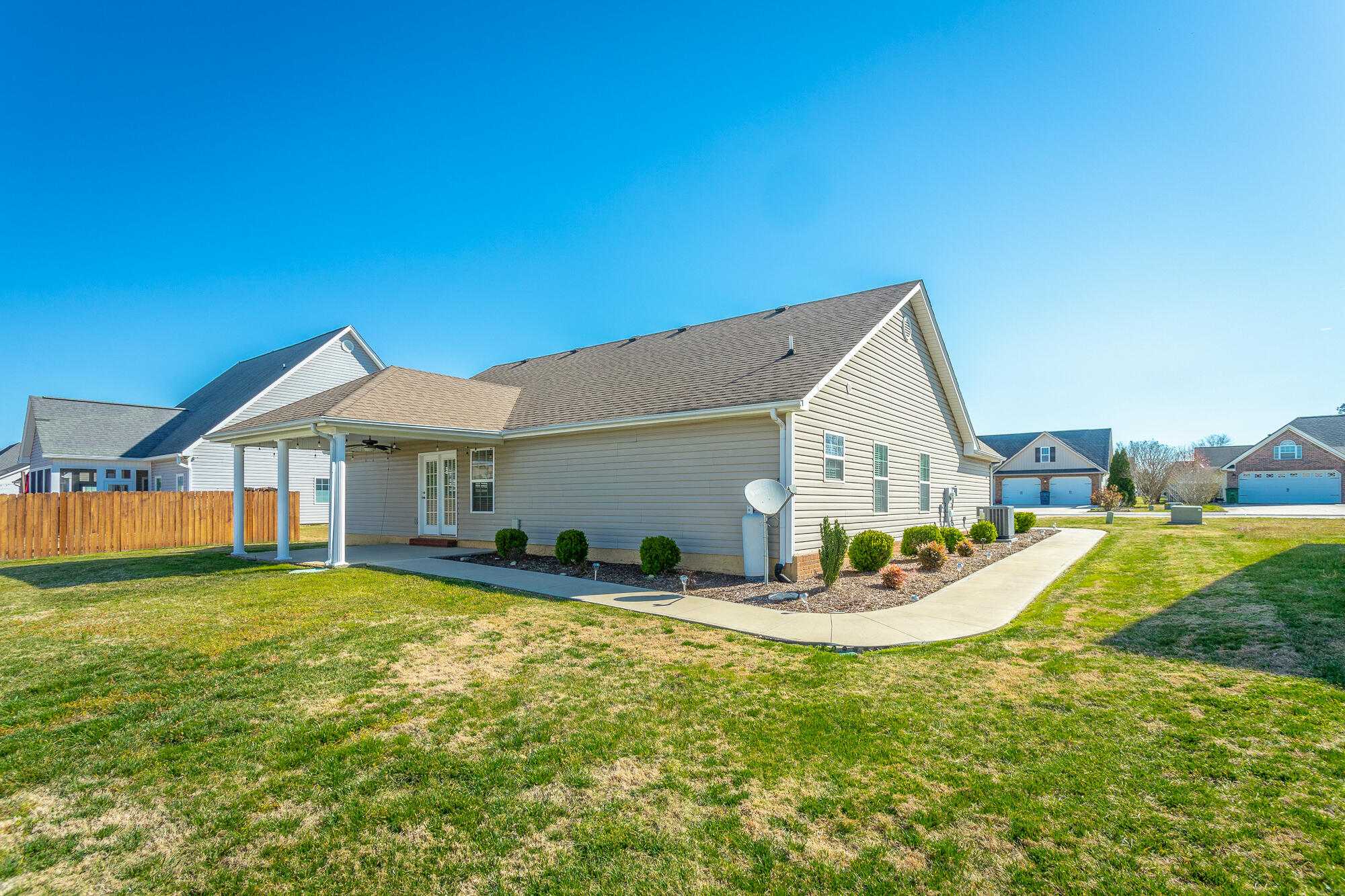 598 Sweet Birch Drive, Rossville, Georgia image 2