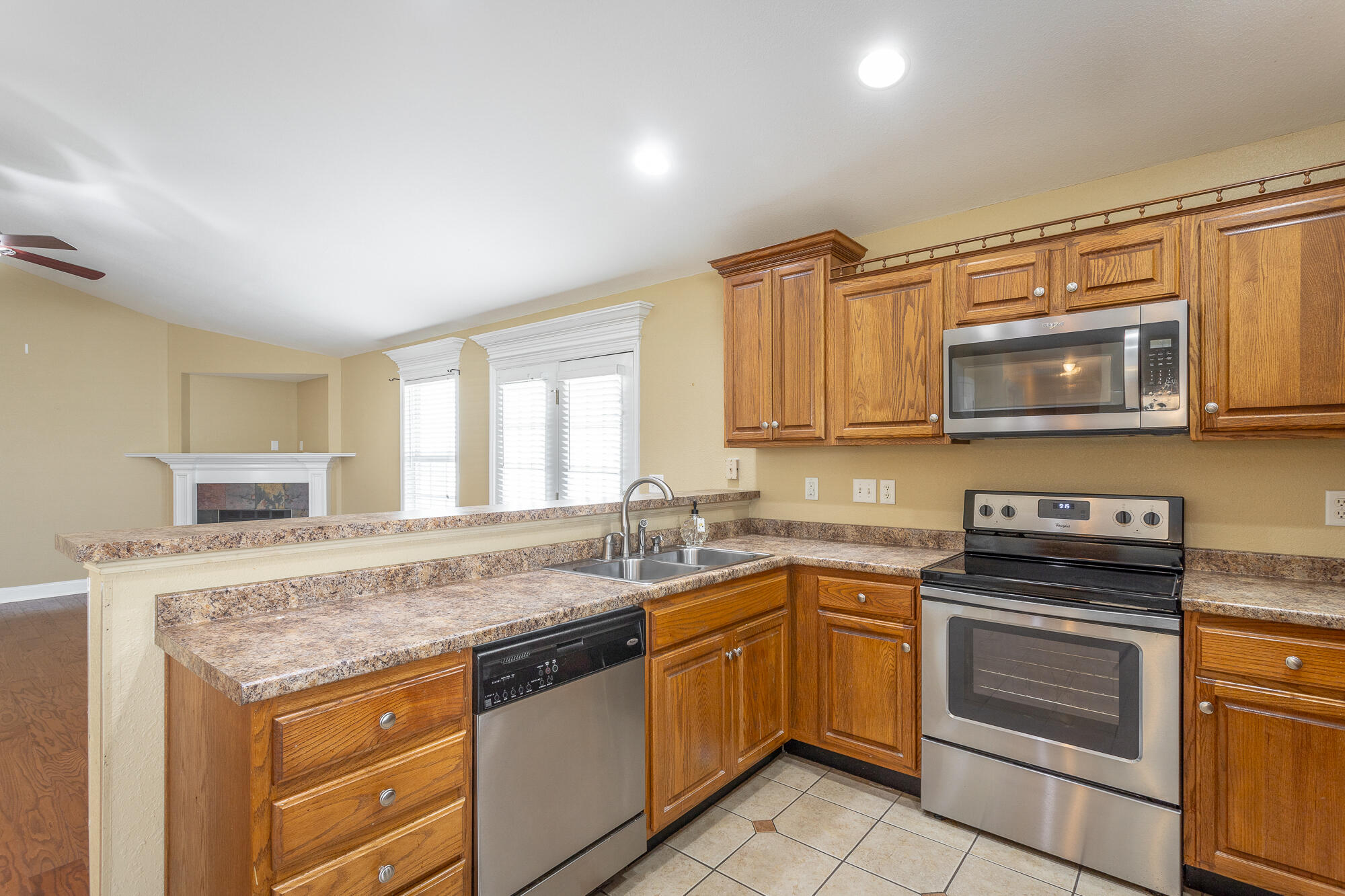 598 Sweet Birch Drive, Rossville, Georgia image 6