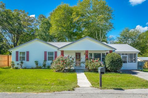 Photo of 406 Truman Street, LaFayette, GA 30728 (MLS # 1521616)