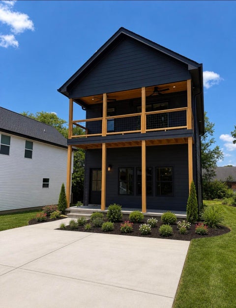 Photo of 1405 E 49th Street, Chattanooga, TN 37407 (MLS # 1538357)