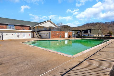 Tiny photo for 900 Mountain Creek Road, Chattanooga, TN 37405 (MLS # 1524576)