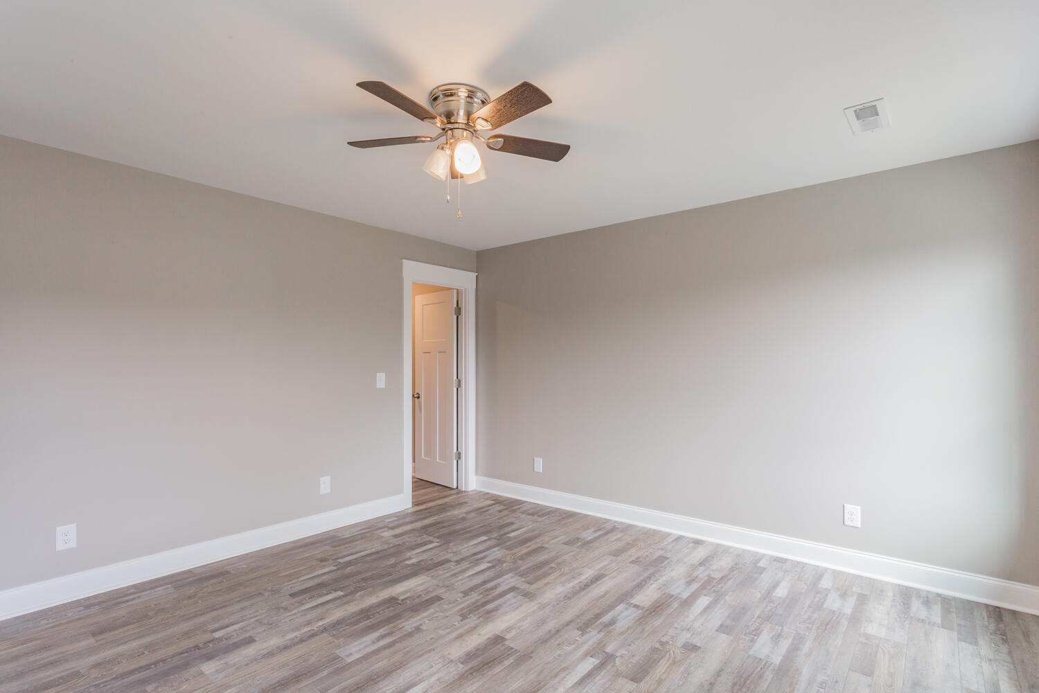 111 Roslyn Court, Dalton, Georgia image 14