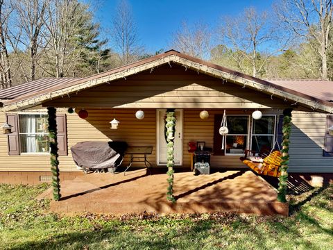 Homes For Sale - 969 Mountain Vista Road<br/> Farner, TN 37333