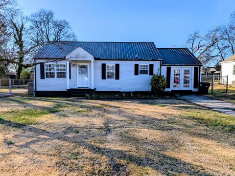 Photo of 4248 Kenton Drive, Chattanooga, TN 37412 (MLS # 1525585)