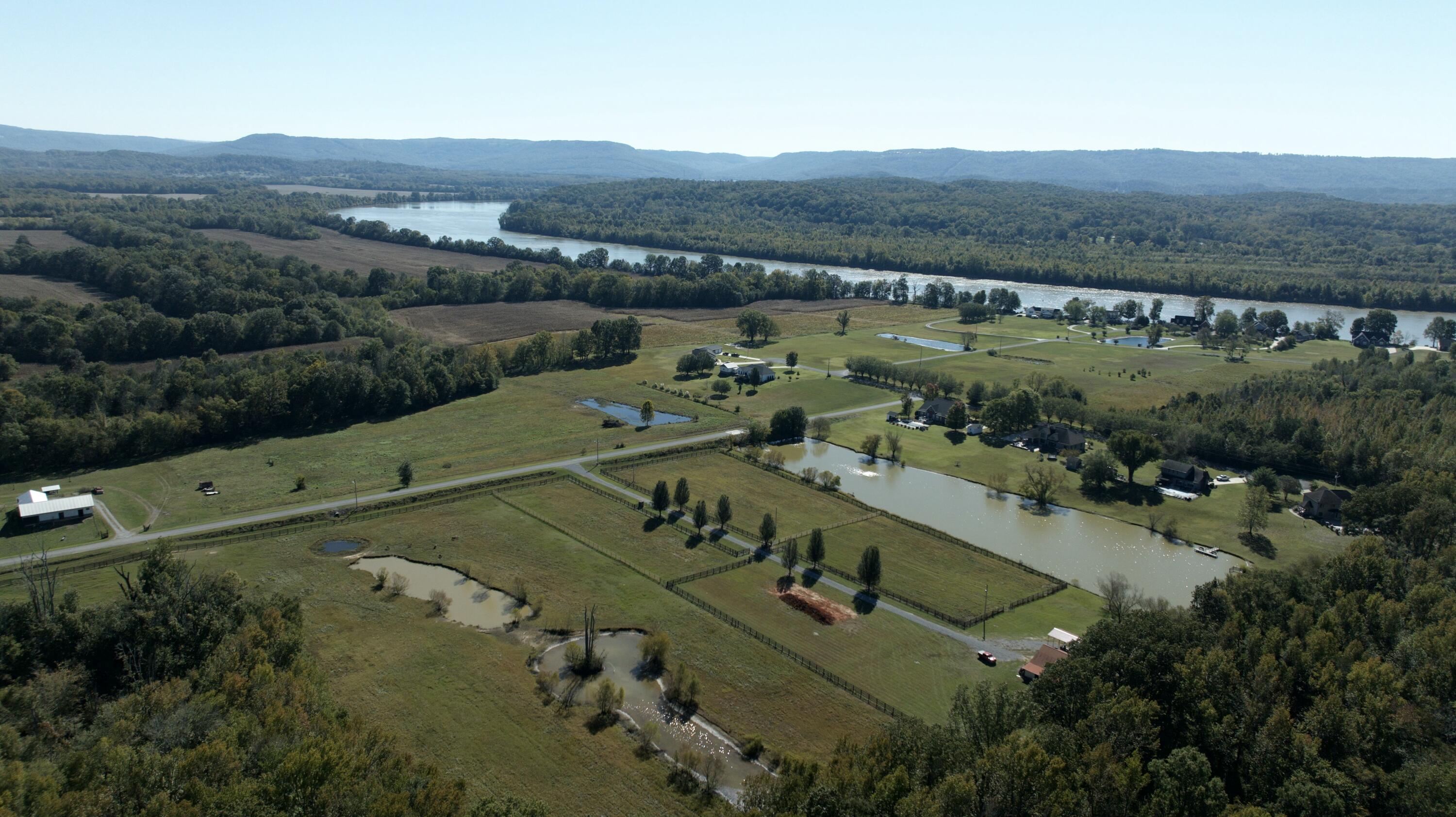 S River Edge Drive, Kimball, Tennessee image 9