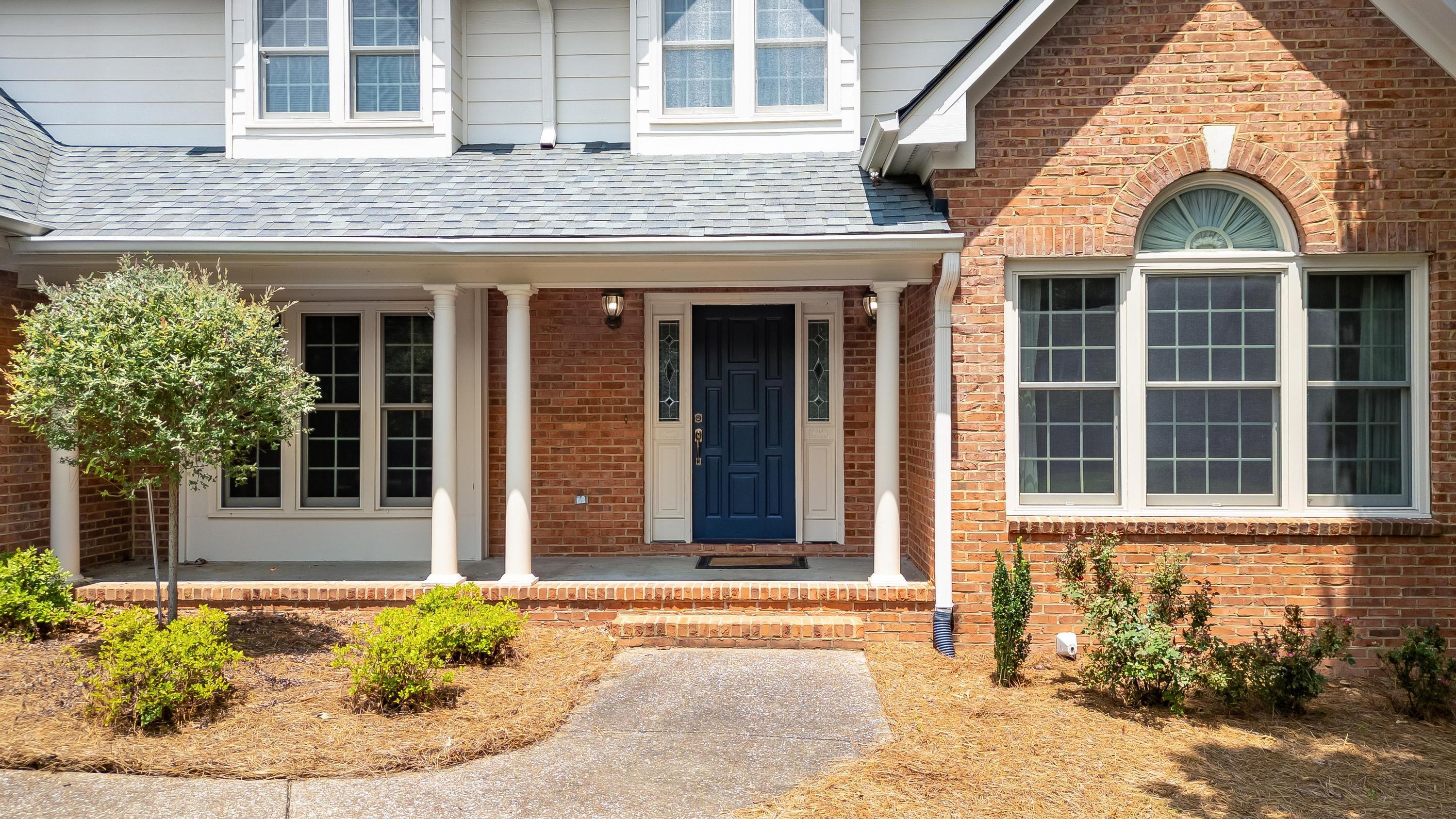 2016 Riverwood Drive