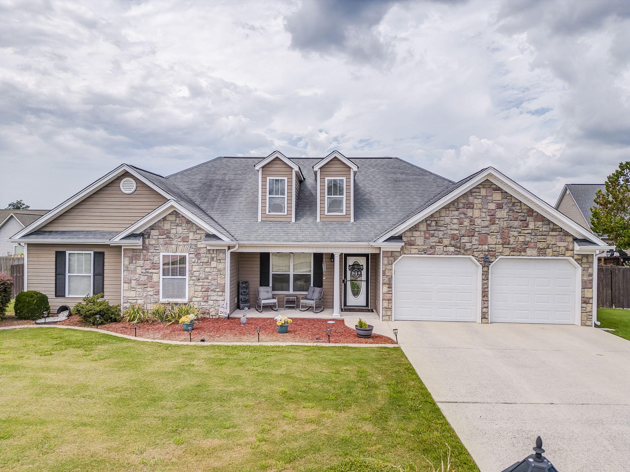 210 Honeyberry Lane