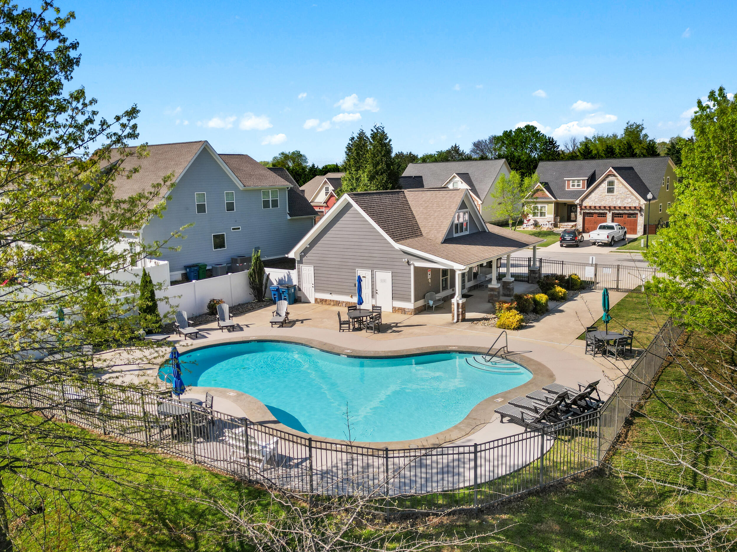 8259 Robertsview Drive, Ooltewah, Tennessee image 32