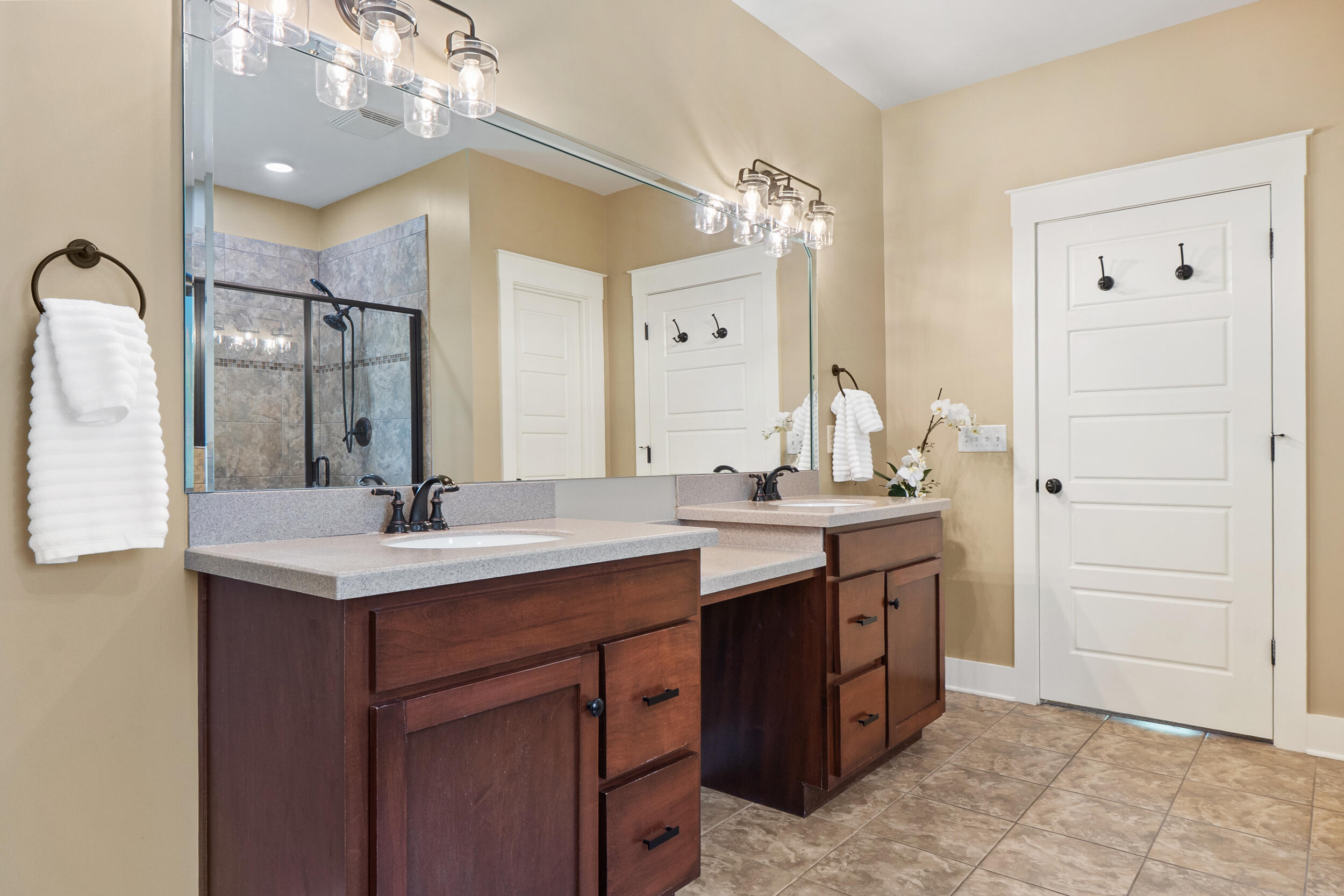 8259 Robertsview Drive, Ooltewah, Tennessee image 17