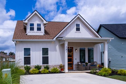 Photo of 141 Idle Place Circle, Rossville, GA 30741 (MLS # 1532839)