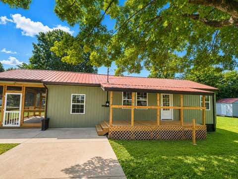 Homes For Sale - 302 Kale Avenue<br/> Mcminn County, Englewood, TN 37329
