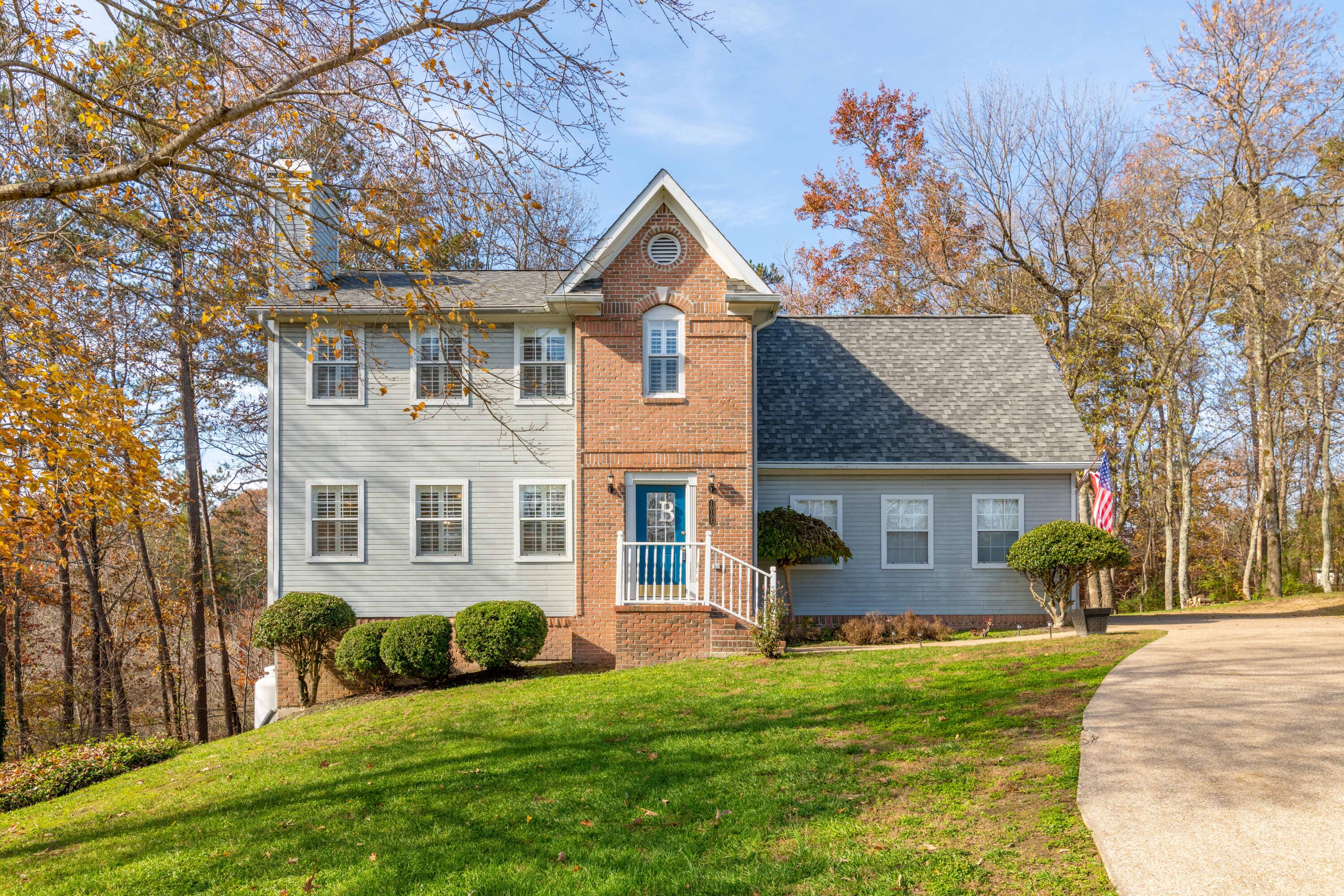 10105 Buckthorne Dr.