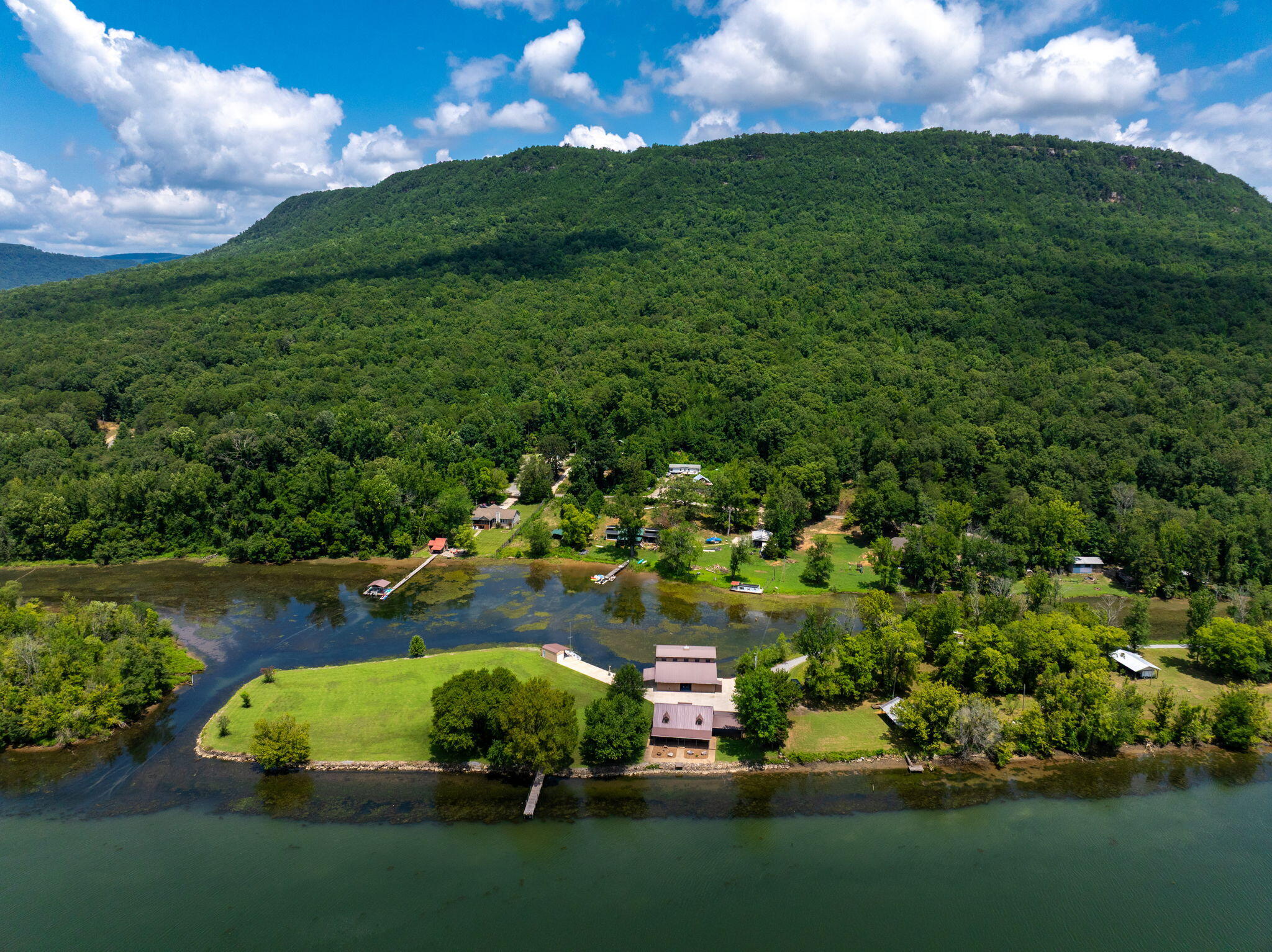 10350 Mullins Cove Road