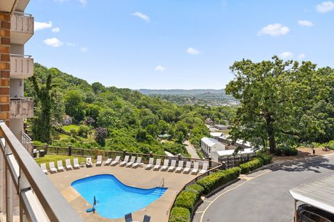 Photo of 1131 Stringers Ridge Road, Chattanooga, TN 37405 (MLS # 1531649)