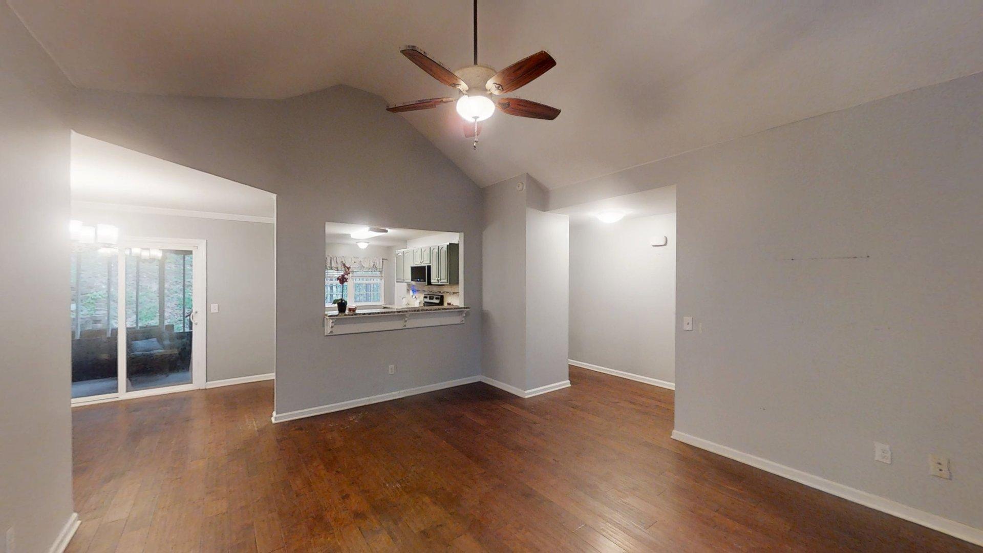 2406 Pineway Trail