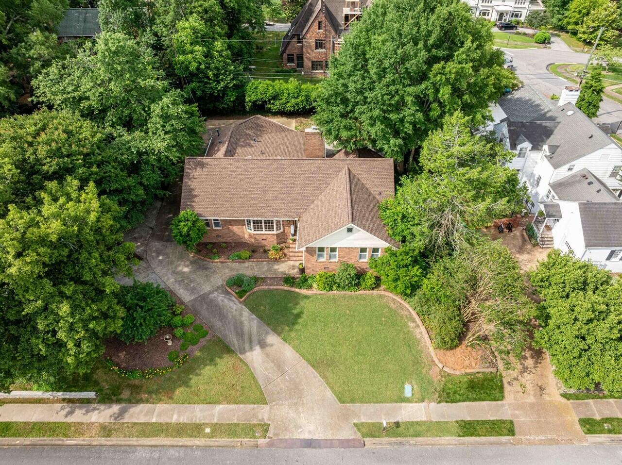 204 Brookwood Drive, Chattanooga, Tennessee image 48