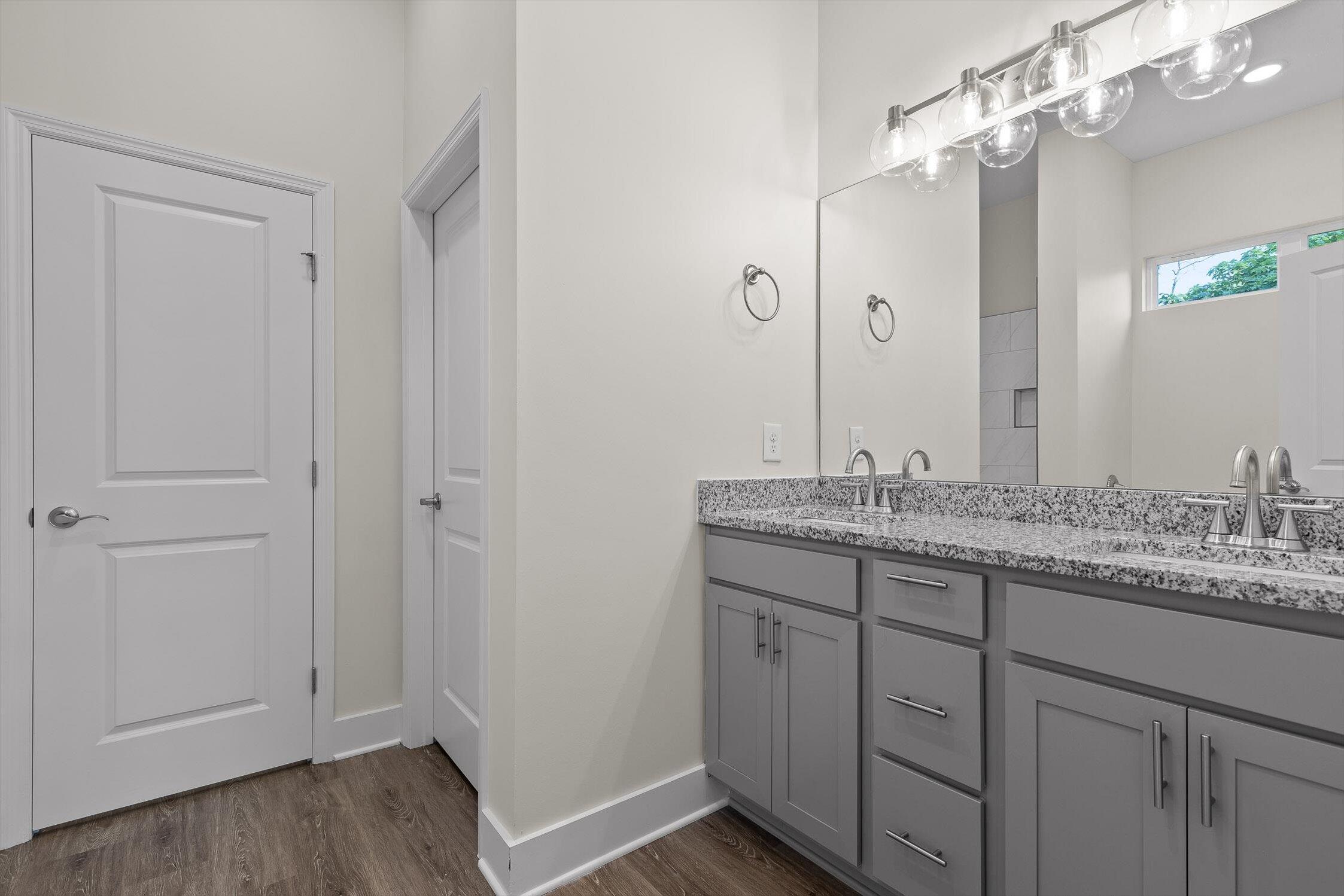 Chattanooga, Tennessee 37411, United States, 3 Bedrooms Bedrooms, ,2 BathroomsBathrooms,Residential,Active,170068